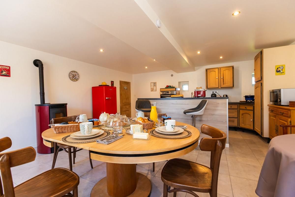 SAINTE-AGATHE-LA-BOUTERESSE Maison Sainte Agathe La Bouteresse 154 m2 2