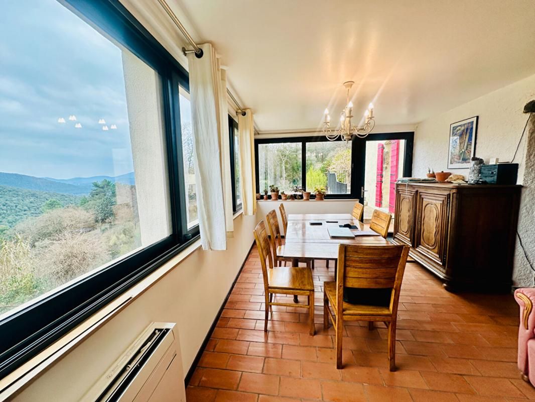 SAINT-MARTIN-DE-VALGALGUES Mas Laval Pradel 8 pièce(s) 211 m2 4