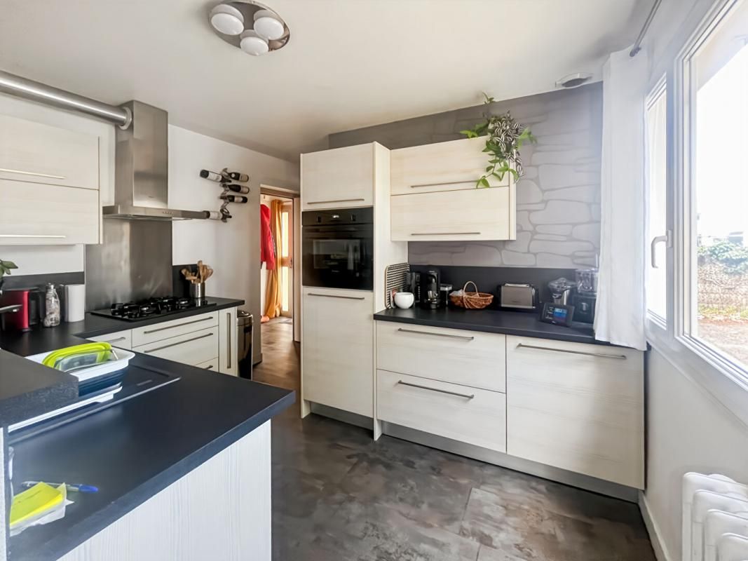 SAINT-BREVIN-LES-PINS Maison Saint Brevin Les Pins 6 pièce(s) 134 m2 2