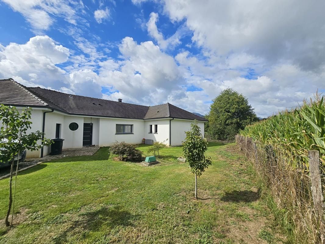 IDAUX-MENDY Villa récente et fonctionnelle avec vue imprenable à 5 minutes de Mauléon 2