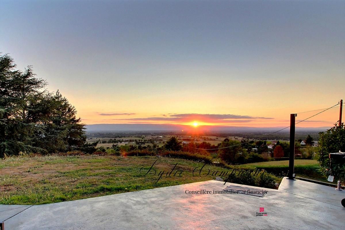 SAINT-GALMIER Demeure de prestige Saint Galmier 9 pièce(s) 255 m2 3