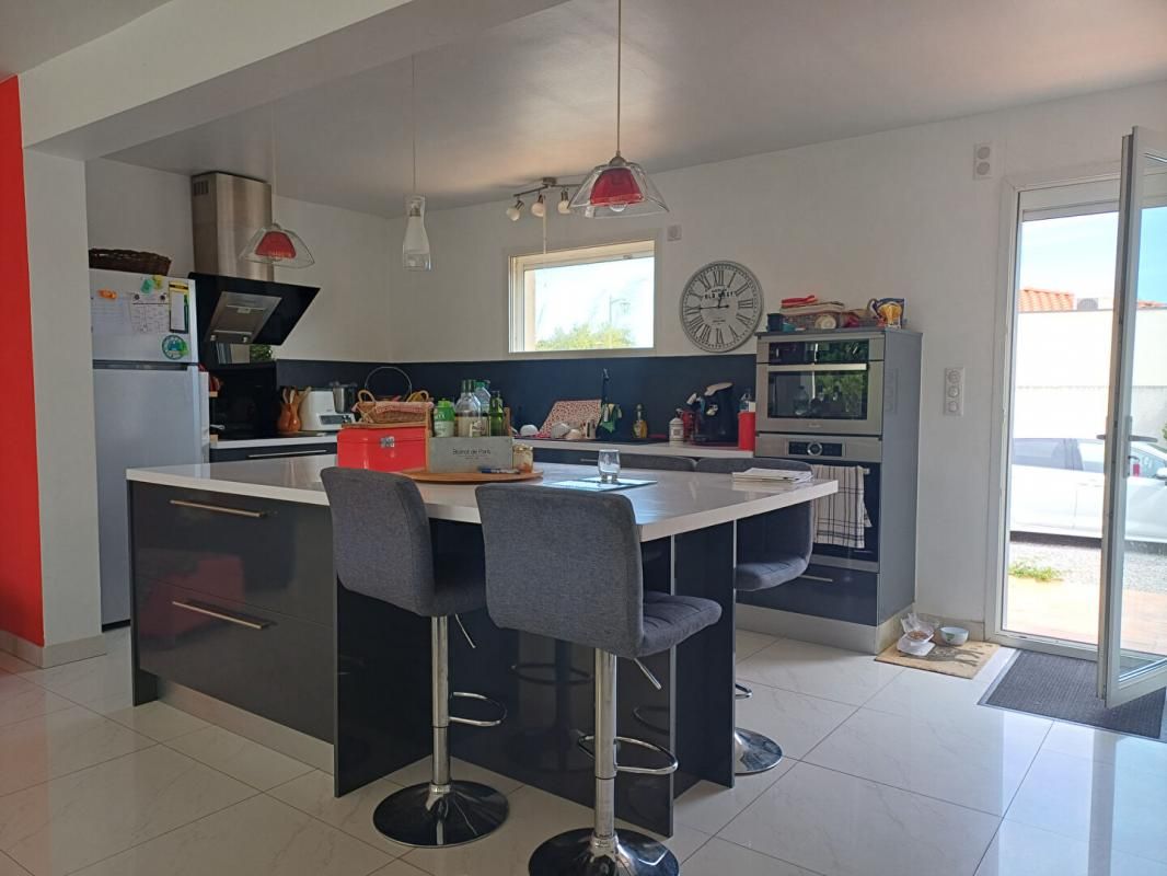 NARBONNE Villa + grd garage + terrain constructible 3