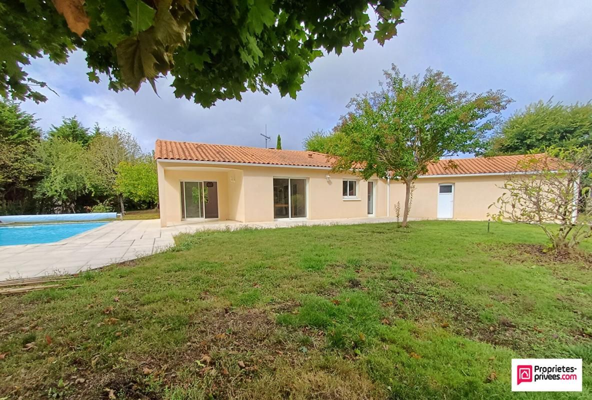 FRONTENAY-ROHAN-ROHAN Frontenay R-R, plain pied 4 chambres 1