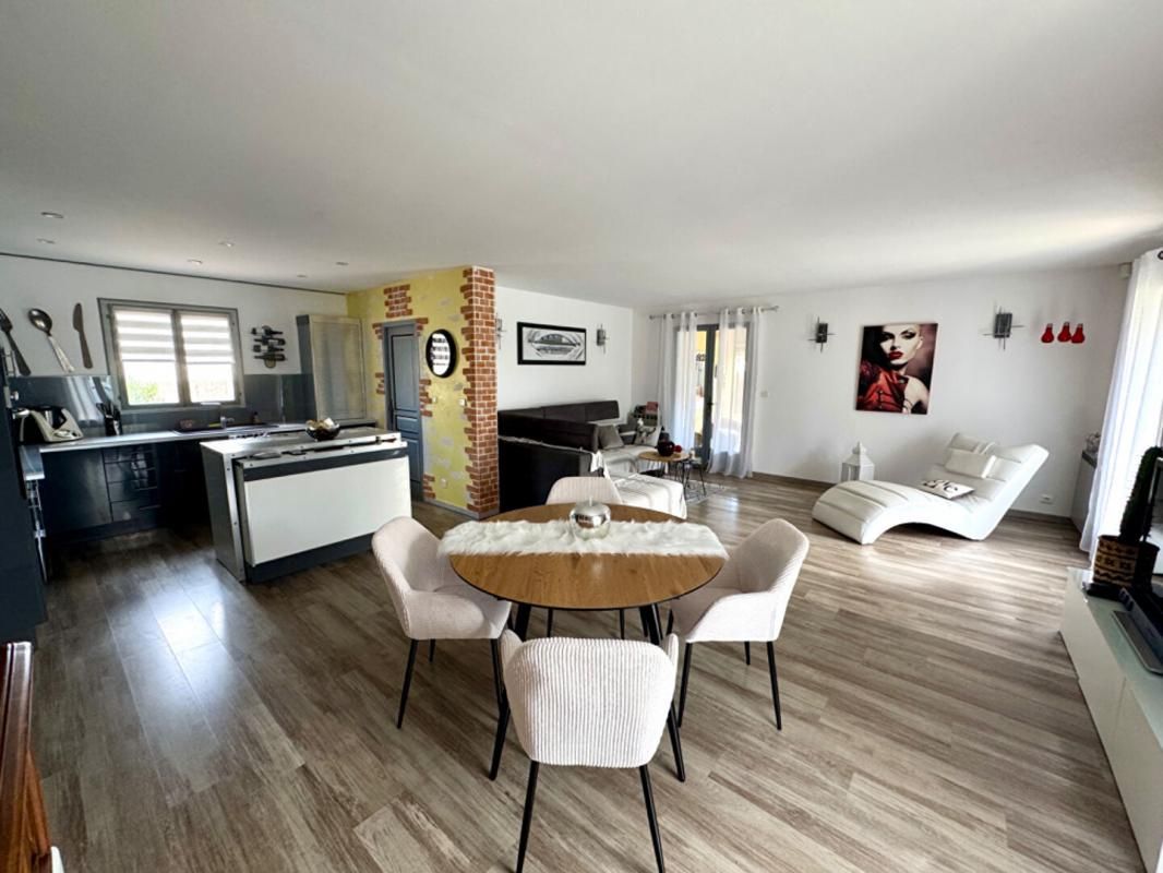 FOS-SUR-MER Maison Fos Sur Mer 99 m2 3