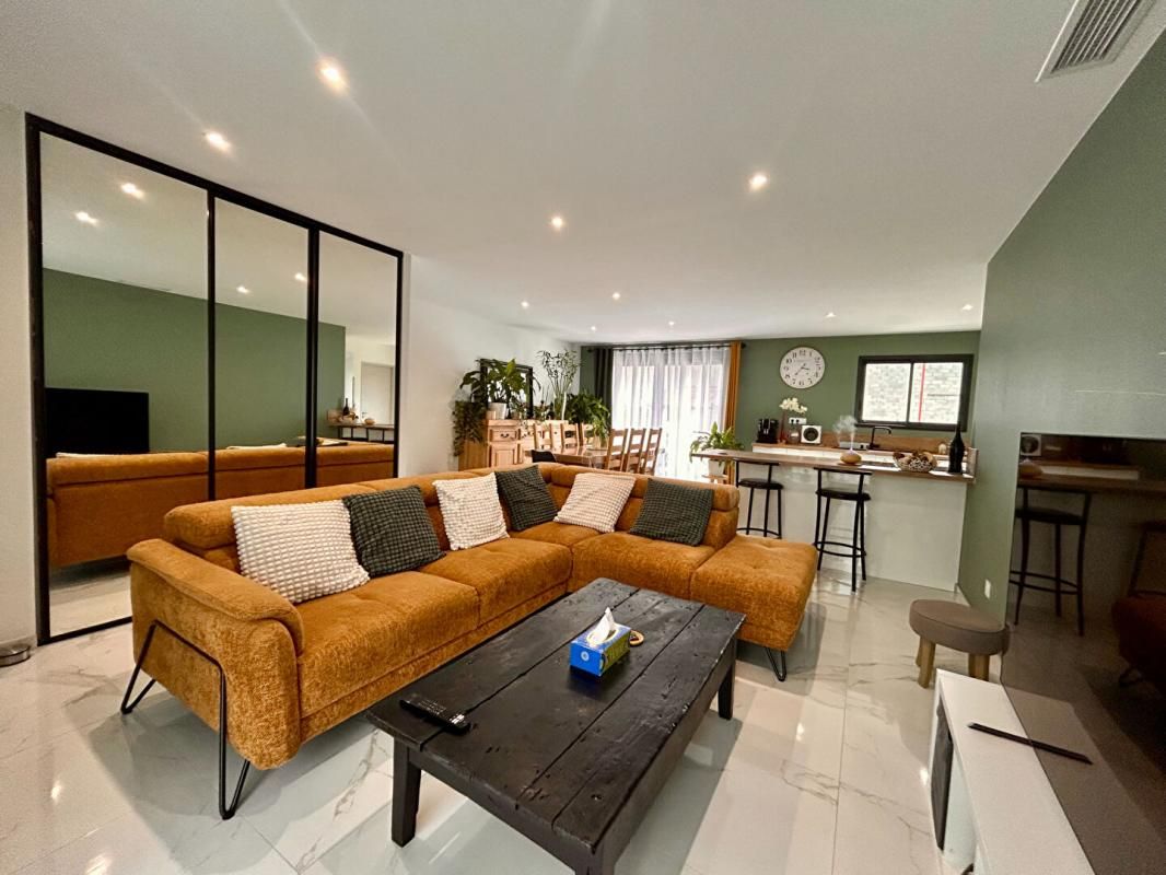 MARSAC-SUR-L'ISLE A vendre, maison de plain-pied, 125m², sur les hauteurs de MARSAC SUR L ISLE 24430 2