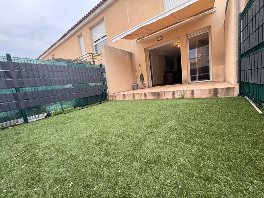 LANCON-PROVENCE Maison T3 avec parkings 2