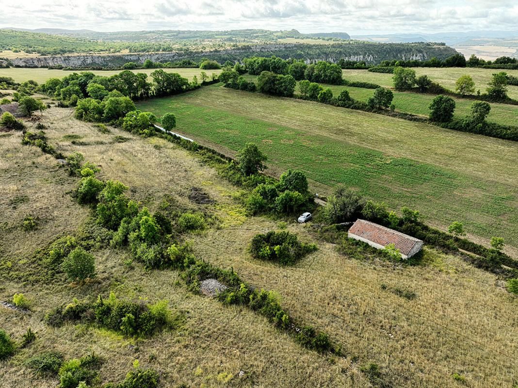 TOURNEMIRE Terrain agricole de 23000 m2 avec Grange 1