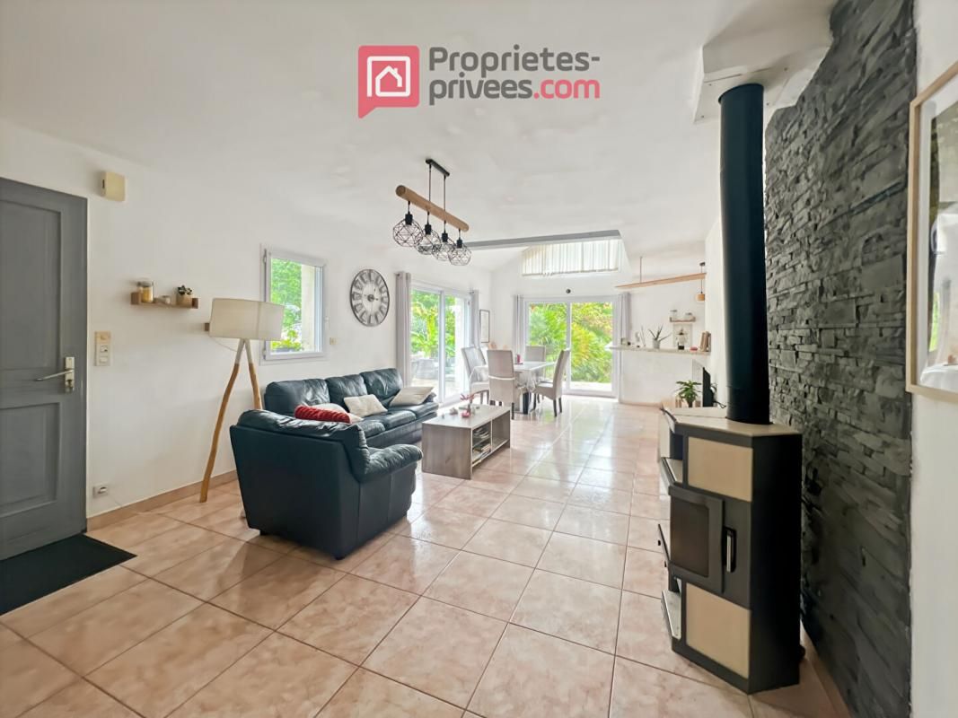 ERBRAY A proximité de Châteaubriant, maison, 6 pièce(s) 90 m2, terrain de 1395m² 2