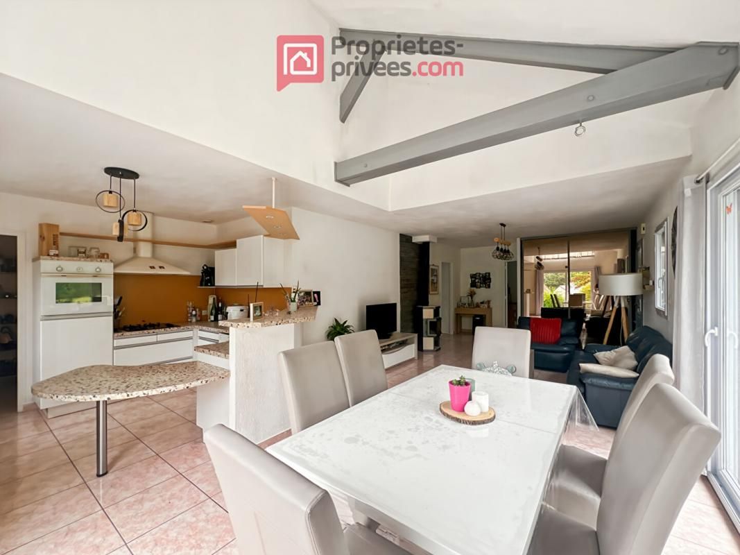 ERBRAY A proximité de Châteaubriant, maison, 6 pièce(s) 90 m2, terrain de 1395m² 3