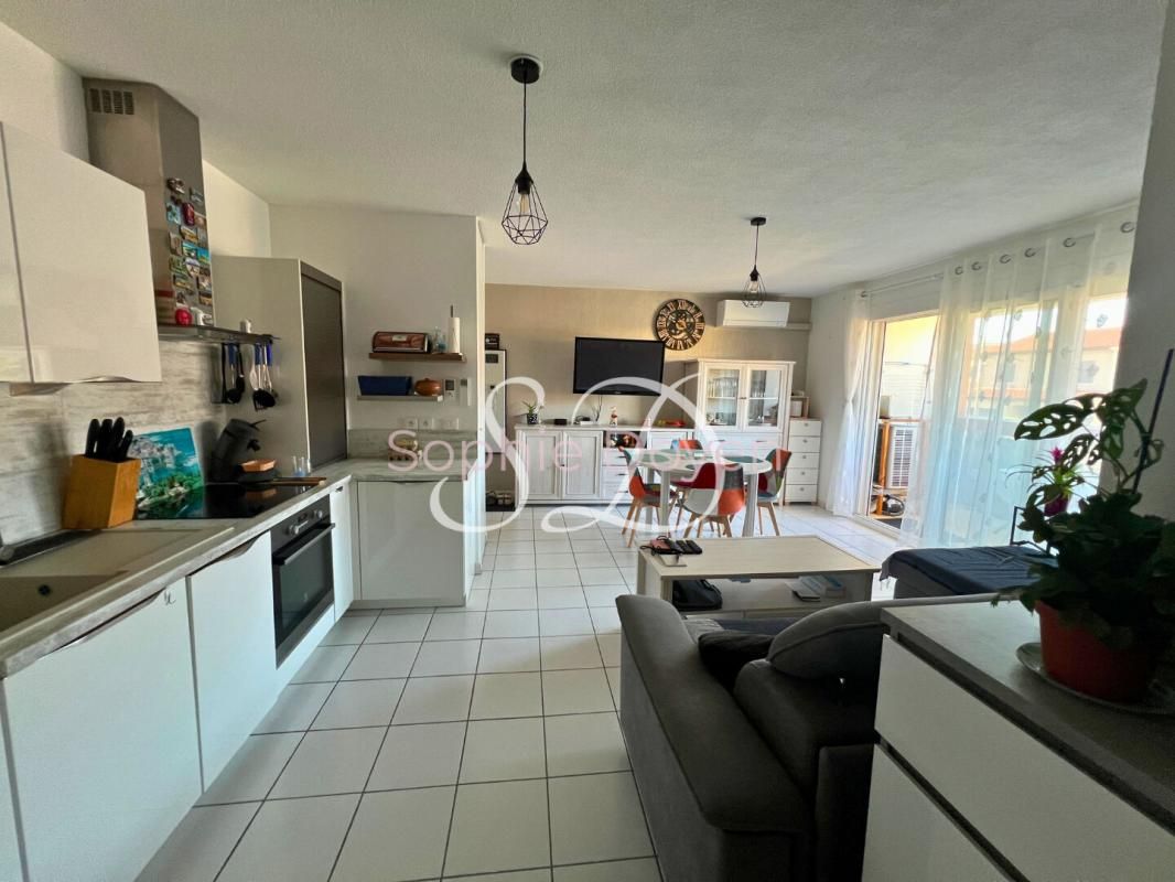 ARGELES-SUR-MER Appartement T3 Argelès-sur-Mer - 62 m2 - balcon - double garage - parking - Ascenseur 3