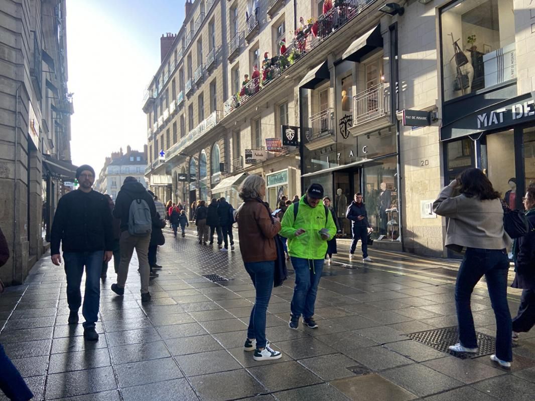 NANTES 44000 NANTES - BAIL A CEDER , LOCAL COMMERCIAL 45 M² , QUARTIER GRASLIN 2