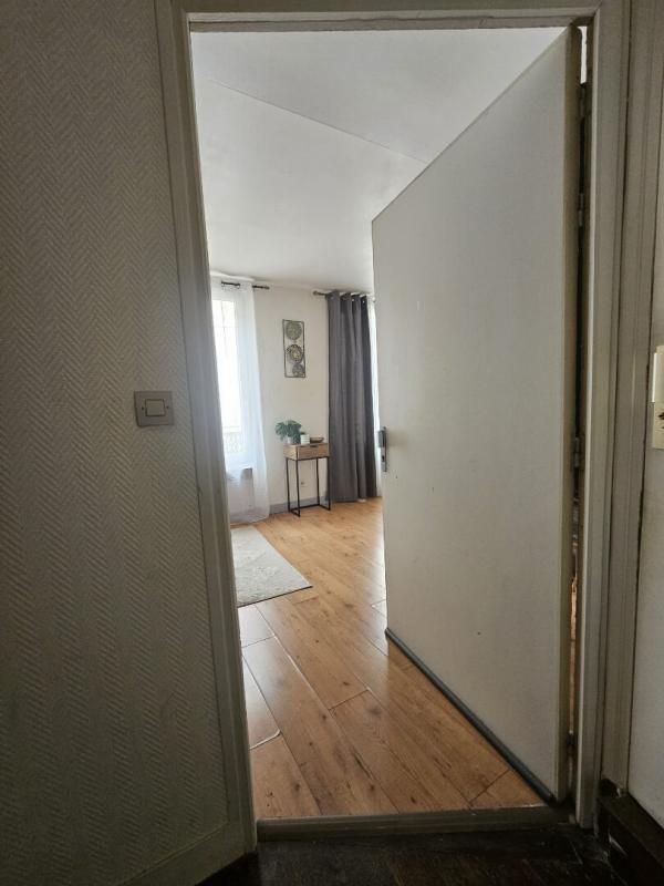MAGNY-EN-VEXIN Appartement Magny En Vexin 2 pièce(s) 31 m2 3