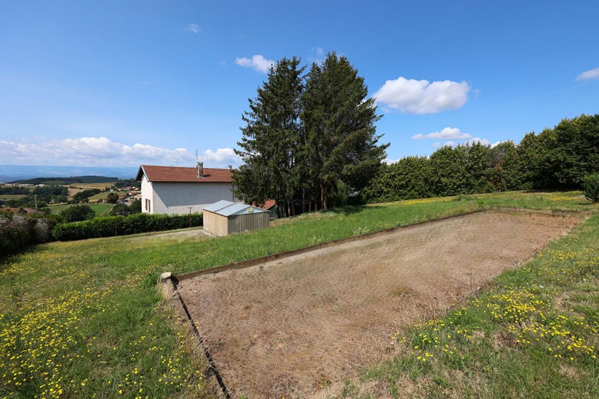 VIOLAY Belle demeure familiale avec vue dominante 2