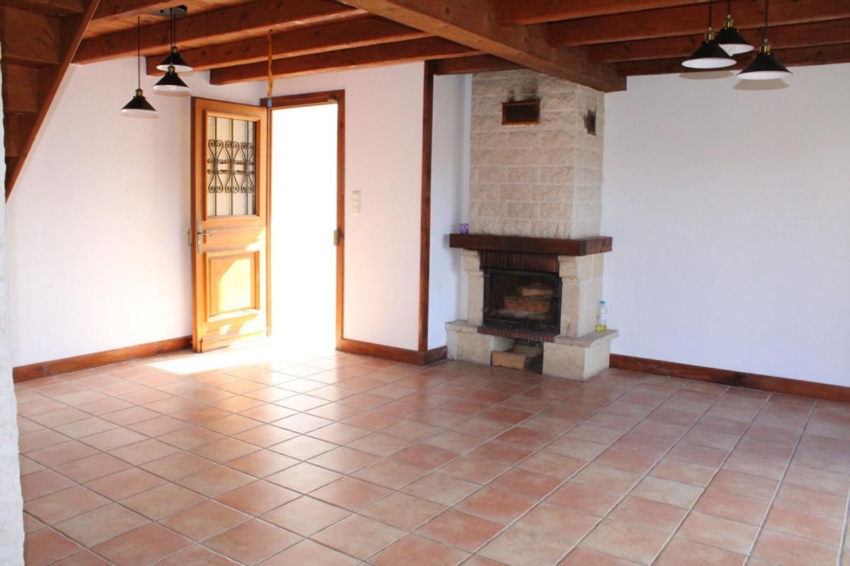 COUCOURON Maison Coucouron 6 pièce(s) 90 m2 4