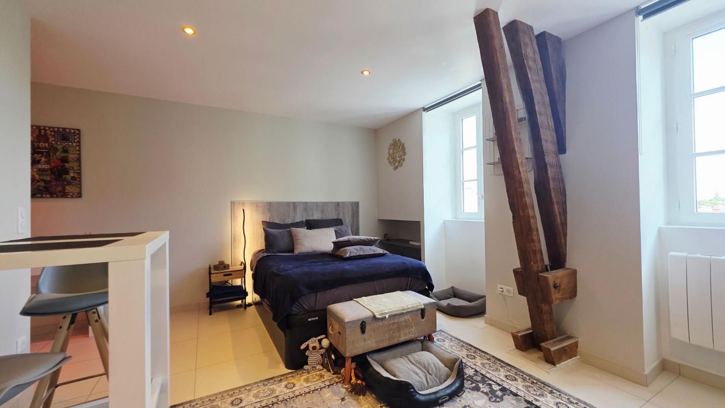 BOURGES BOURGES CENTRE APPARTEMENT STUDIO T1 30.8M² RENOVÉE 4