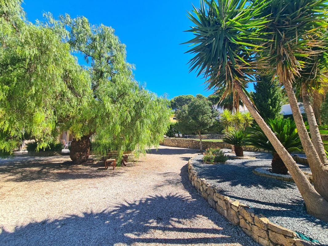 SANARY-SUR-MER VILLA T4 AVEC PISCINE- PROCHE PLAGES A PIED 3