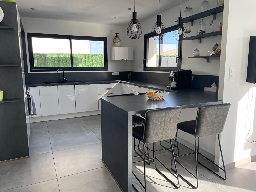 BEZIERS Maison Beziers 4 pièce(s) 132 m2 2
