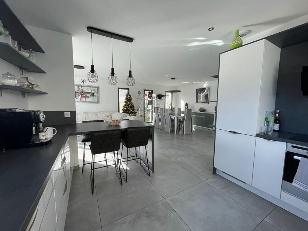 BEZIERS Maison Beziers 4 pièce(s) 132 m2 3