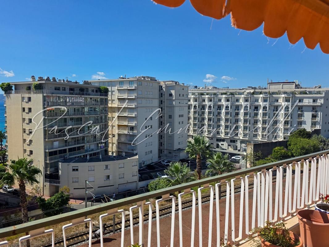 CANNES Appartement 3 pièce(s) 119m2 toit terrasse vue mer 1 070 000 euros 3