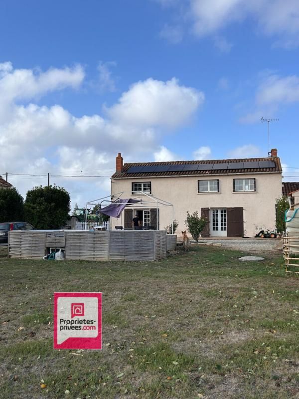NALLIERS Maison Nalliers 7 pièce(s) 152 m2 1