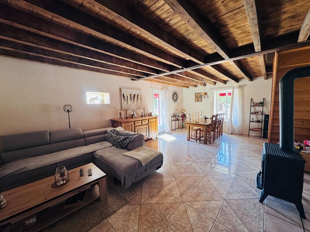LA FERMETE Jolie maison de ville à La Fermeté 3