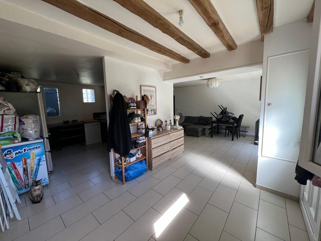 MEAUCE Propriété 101m2 3 chambres, parcelle de 920m2 3