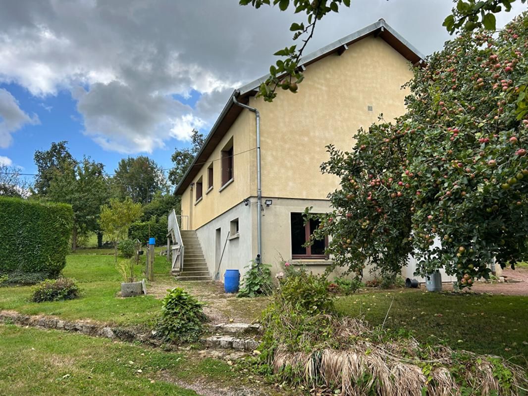 SAINT-PIERRE-DES-IFS 14100 St Pierre des Ifs Maison 5 pièces sous-sol complet 163 100 Euros 3