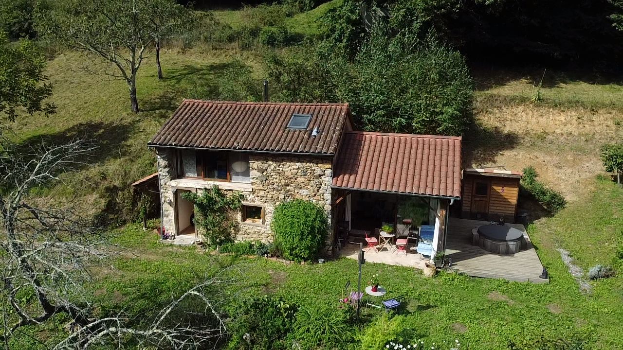 SENGOUAGNET Grange rénovée au coeur des Pyrénées 2