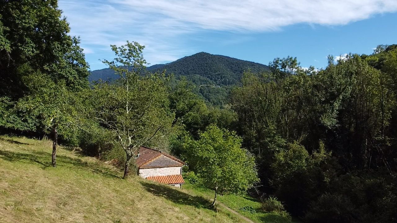 SENGOUAGNET Grange rénovée au coeur des Pyrénées 3