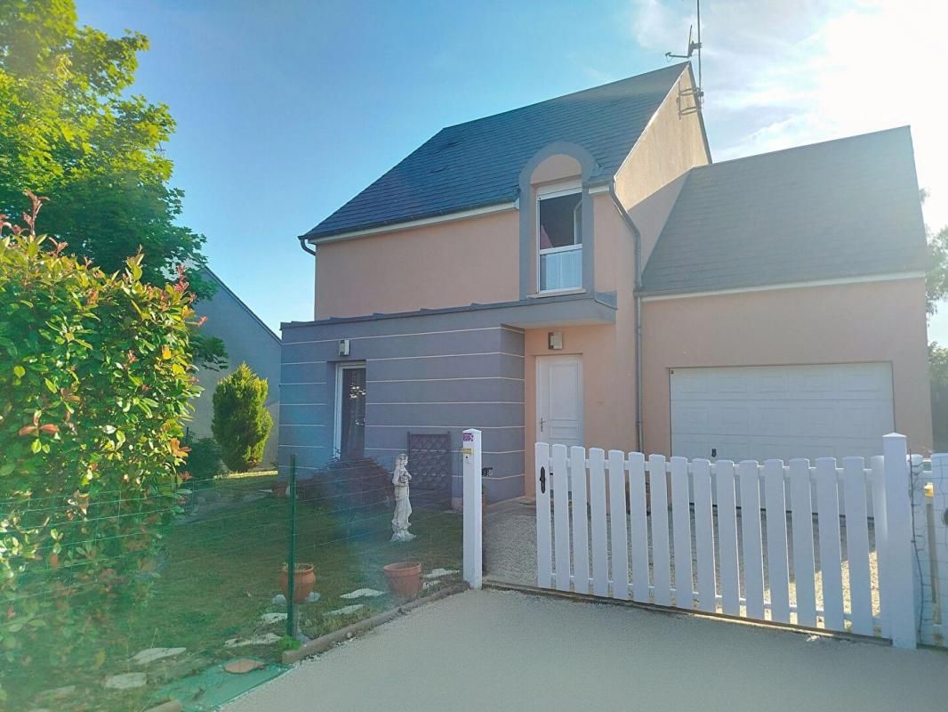 Maison au calme, proche de toutes commodités à Monnaie