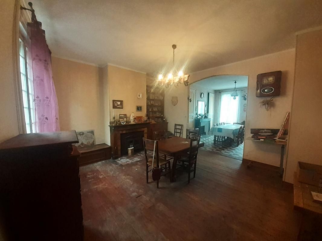 GOURNAY-EN-BRAY Maison Gournay En Bray 120 m2 avec 4 chambres 2