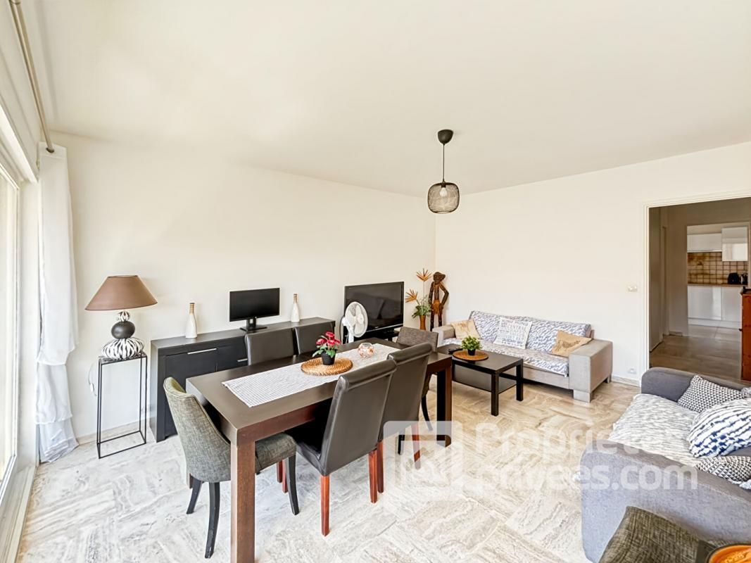 JUAN LES PINS Appartement Juan Les Pins 3 pièces 70.85 m2 3