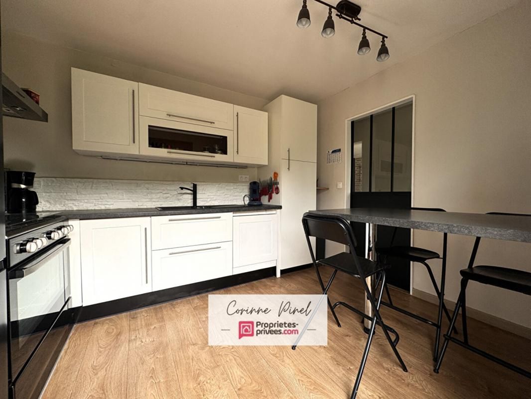 SAINT-LAURENT-DE-BREVEDENT Maison familiale - Secteur prisé - Sous-sol complet 2