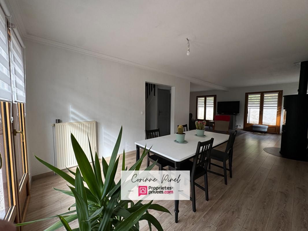 SAINT-LAURENT-DE-BREVEDENT Maison familiale - Secteur prisé - Sous-sol complet 3