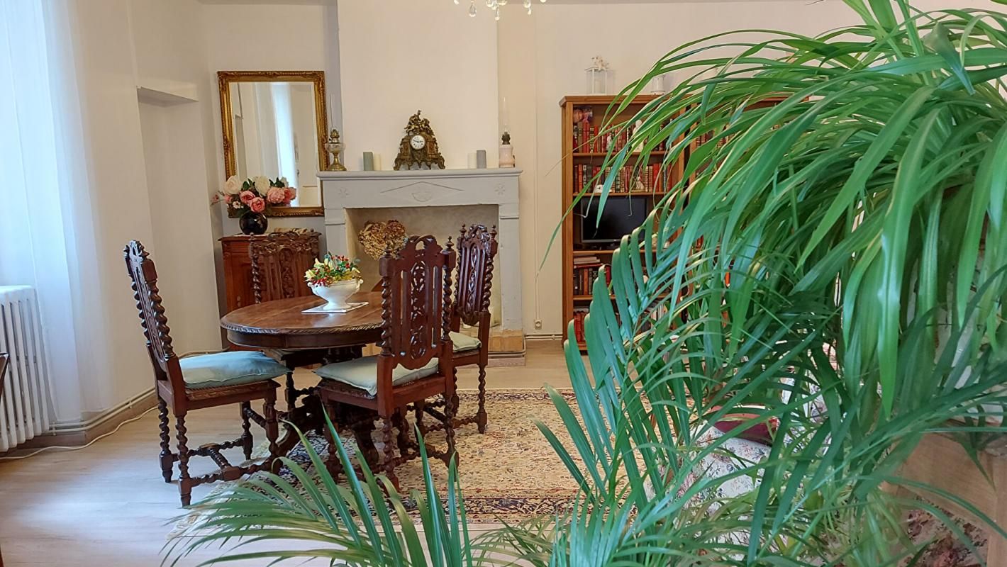 SAINT-ESTEPHE Charmante Maison pierre Saint-Estèphe 5 pièce(s) 109 m2 4