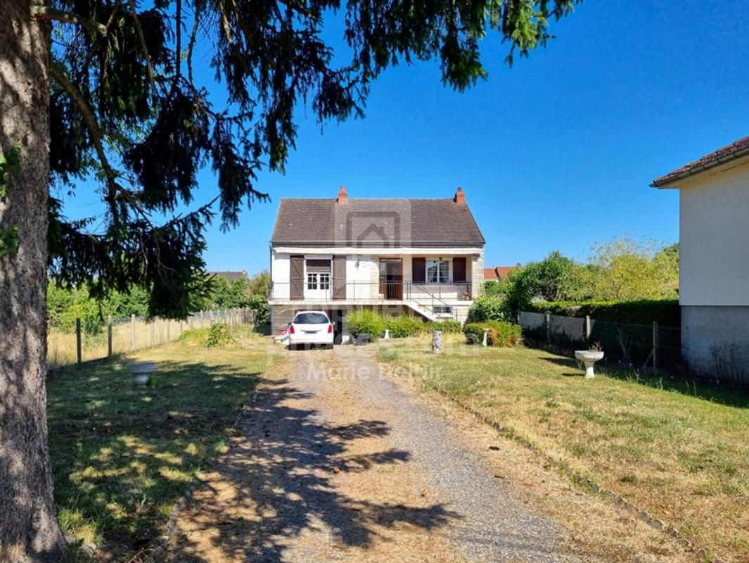 LA CHARITE-SUR-LOIRE Maison La Charite Sur Loire 3 pièce(s) 85 m2 1