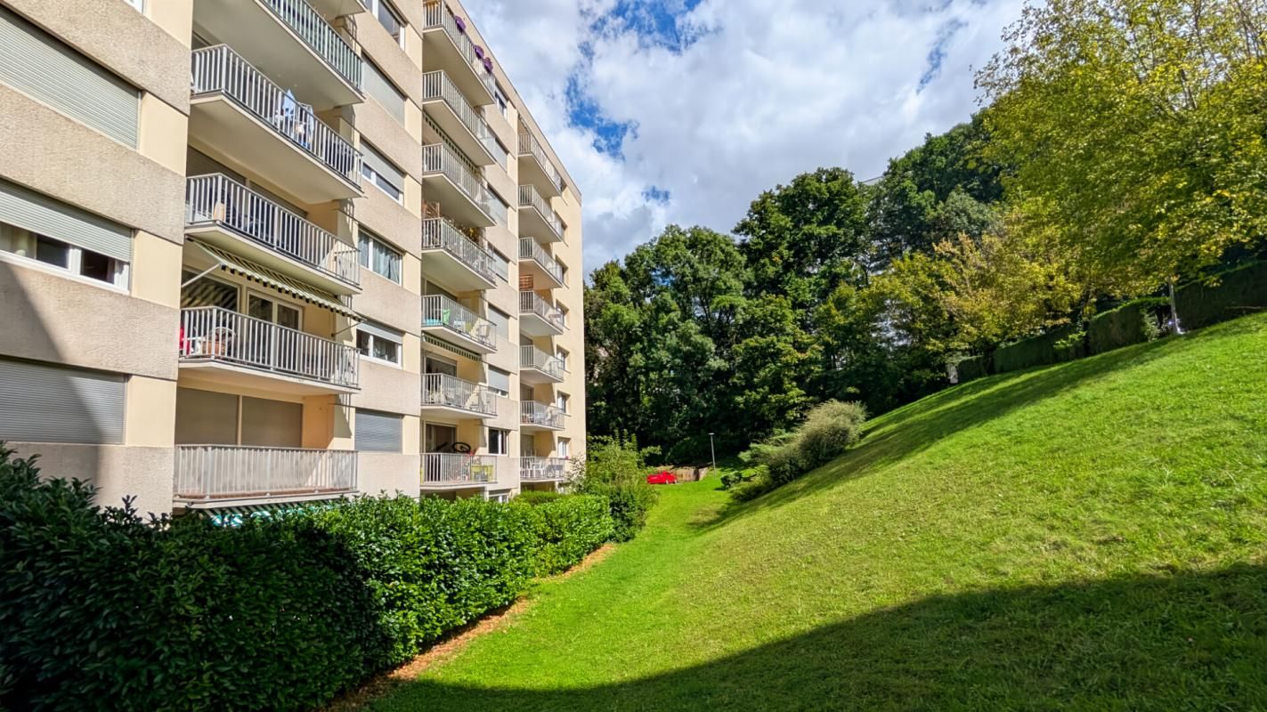 LYON-5E-ARRONDISSEMENT Appartement T1bis de 33,5 m2 4