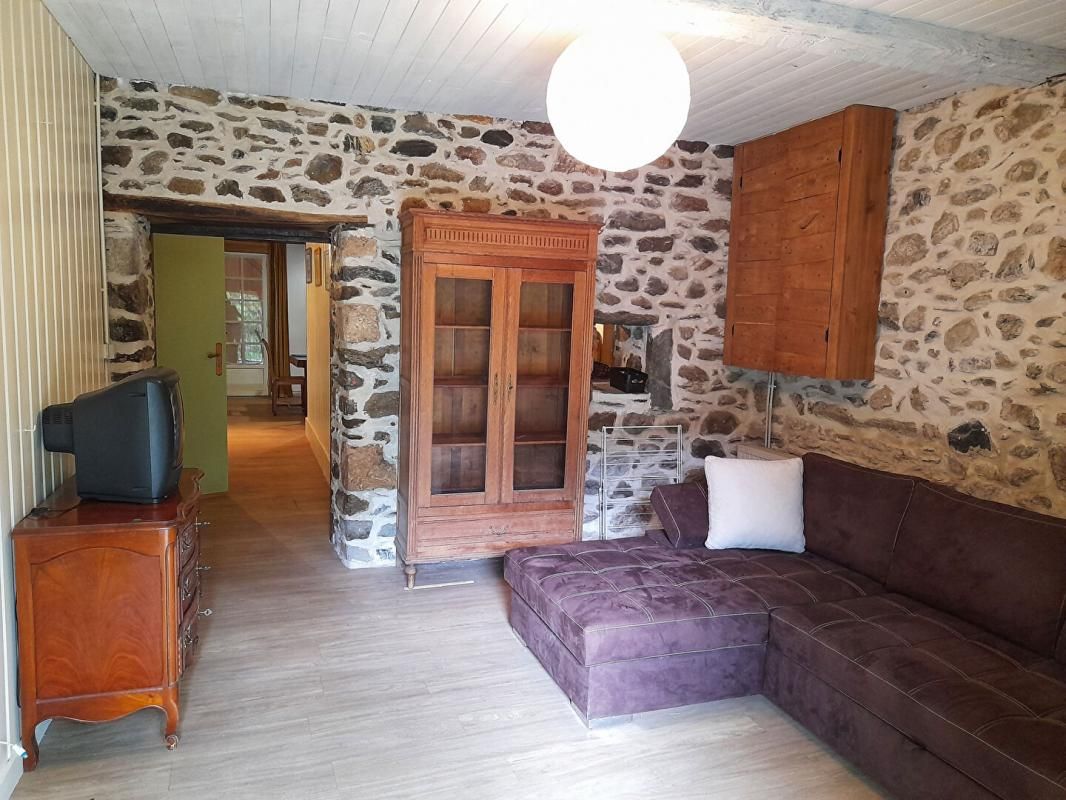 BEOST Maison de caractère de 198 m², face aux montagnes 2