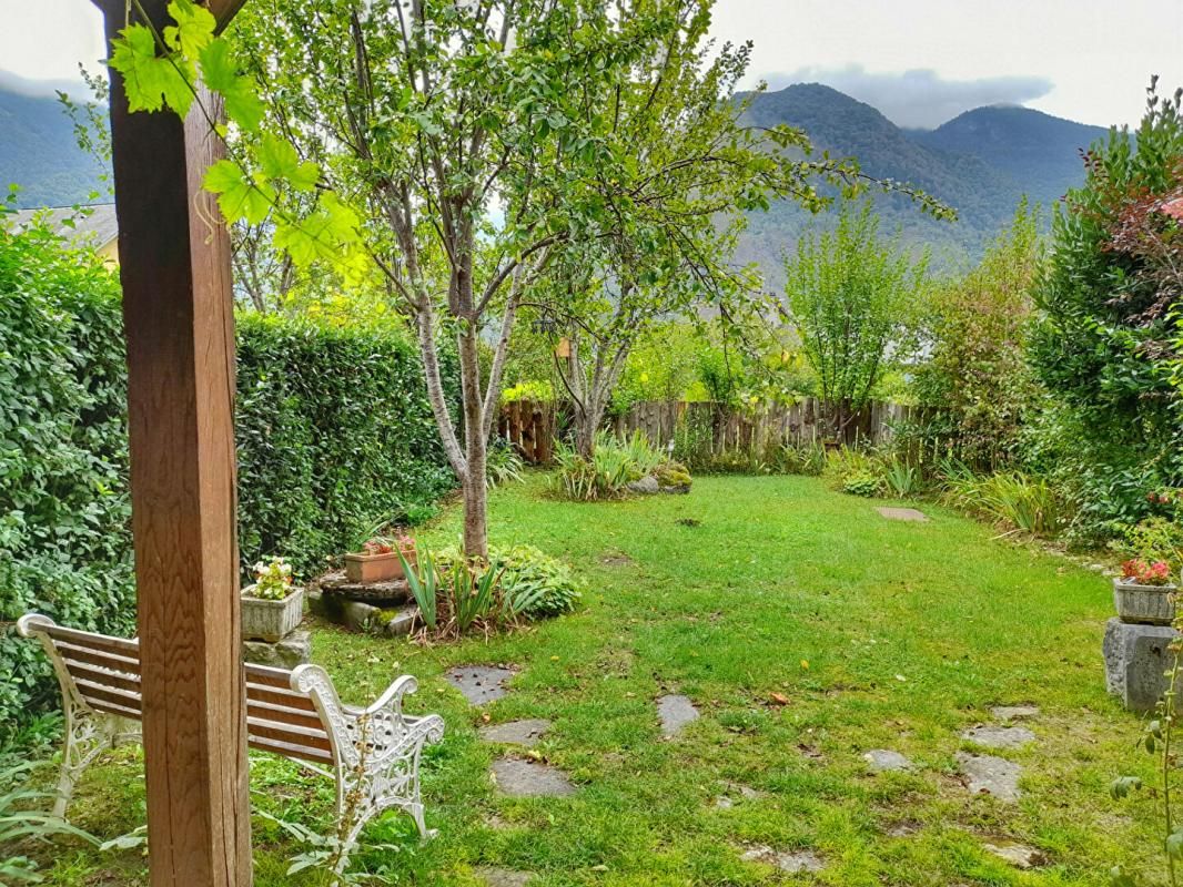 BEOST Maison de caractère de 198 m², face aux montagnes 3