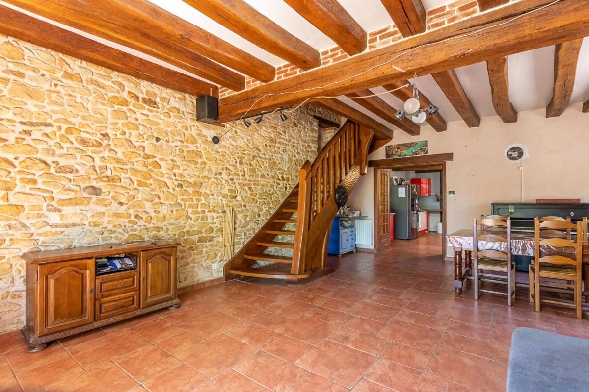 CHATRES-SUR-CHER Maison Châtres Sur Cher 7 pièces 158 m2 4