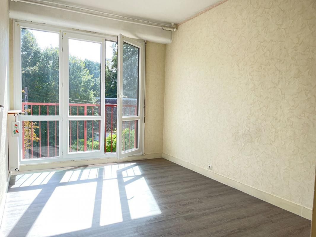 CORBEIL-ESSONNES Appartement Corbeil-Essonnes - 3 pièces - 64,69m2 4