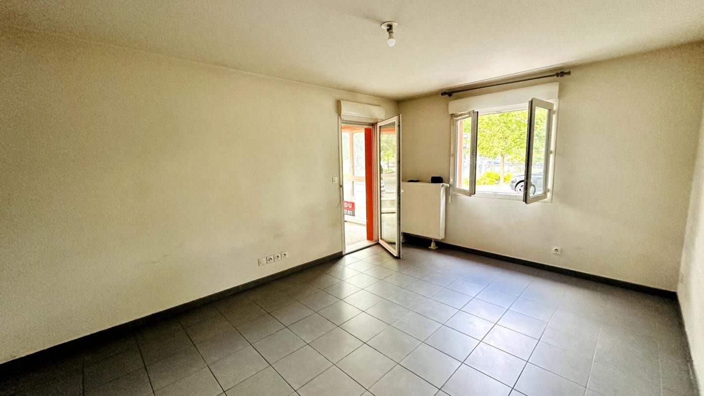 BONNEVILLE Bonneville centre ville Appartement T2 récent avec jardin d'hiver 4