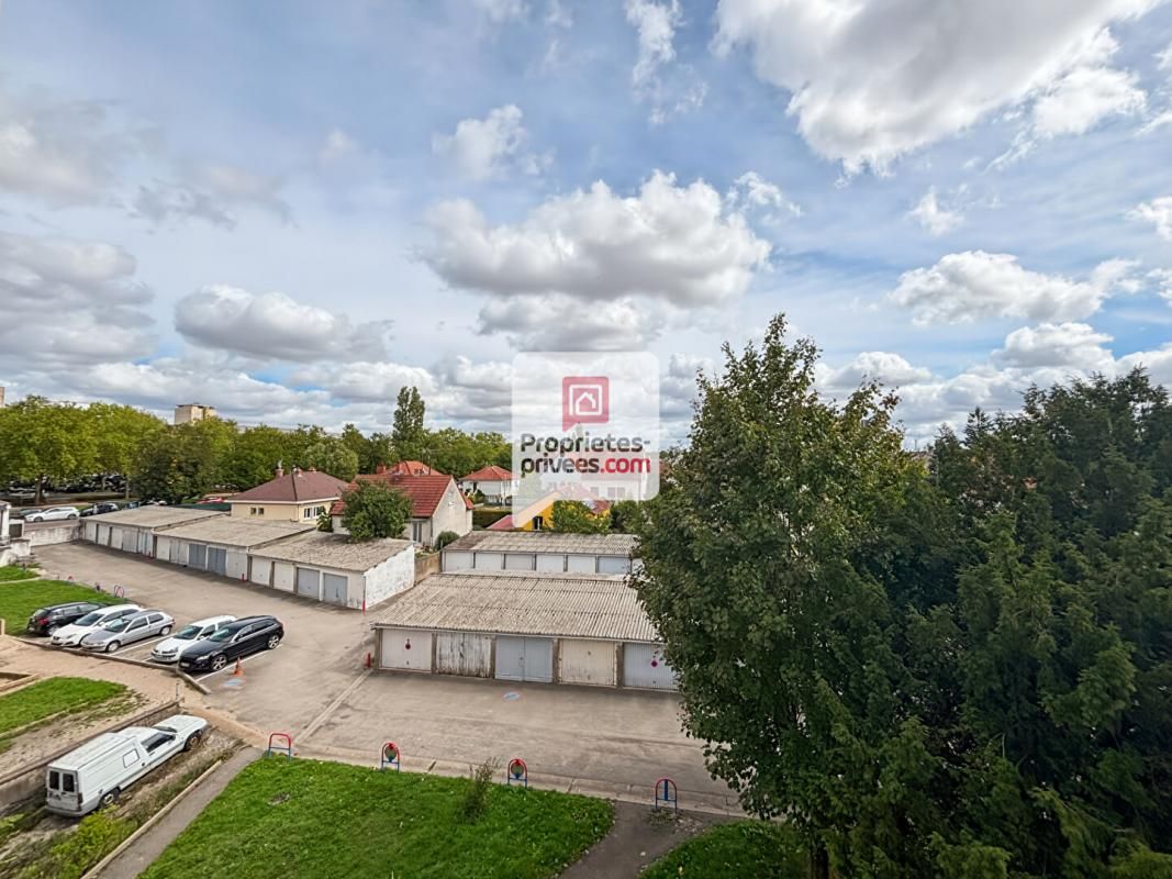 DIJON DIJON FACS - Grand appartement T3 3