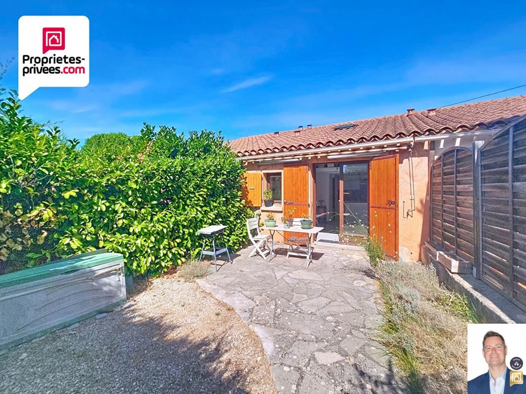 SAINT-CEZAIRE-SUR-SIAGNE Maison Saint Cezaire Sur Siagne 2 pièces 30 m2 Carrez avec JARDIN ET PLACE DE PARKING DANS RESIDENCE 2
