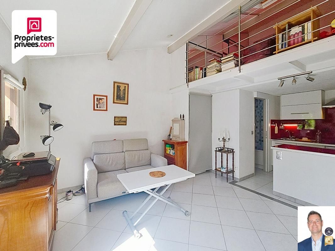 SAINT-CEZAIRE-SUR-SIAGNE Maison Saint Cezaire Sur Siagne 2 pièces 30 m2 Carrez avec JARDIN ET PLACE DE PARKING DANS RESIDENCE 4