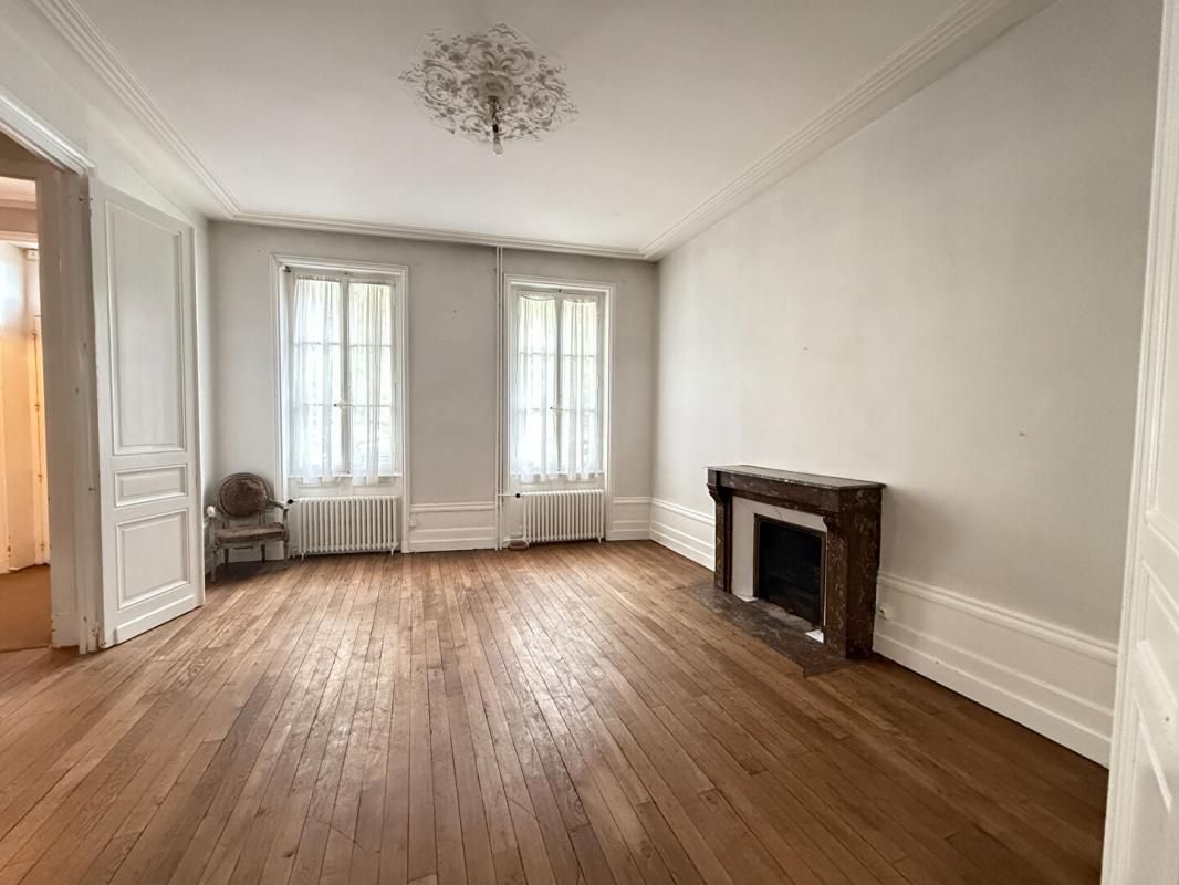 ANGOULEME Maison Angouleme 9 pièce(s) 210 m2 3