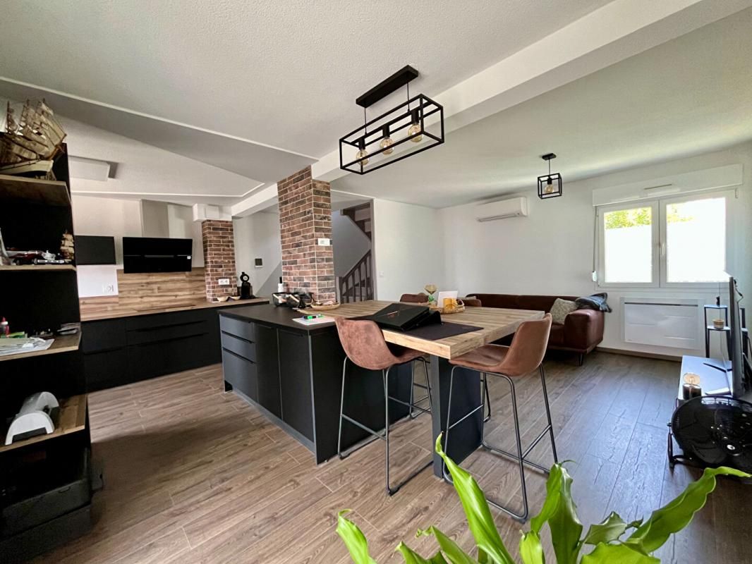 SAINT-HILAIRE-DE-LUSIGNAN Maison T3 de 80.7 m² - Saint Hilaire de Lusignan 1