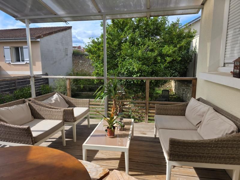 PERIGUEUX Maison Perigueux 6 pièce(s) 144 m2 2