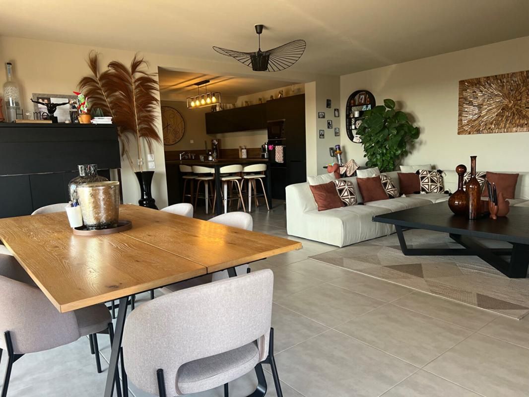FRONTIGNAN Magnifique appartement neuf avec terrasse et piscine privative 3