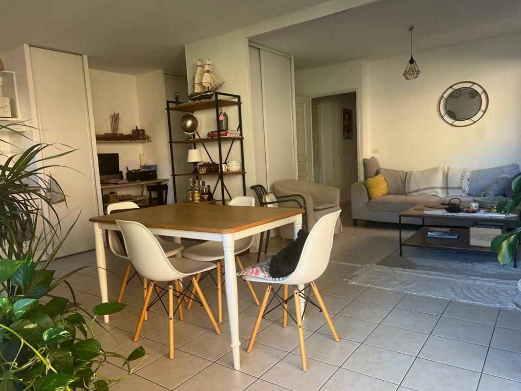 SETE Appartement Sete 2 pièce(s) 56.05 m2 2